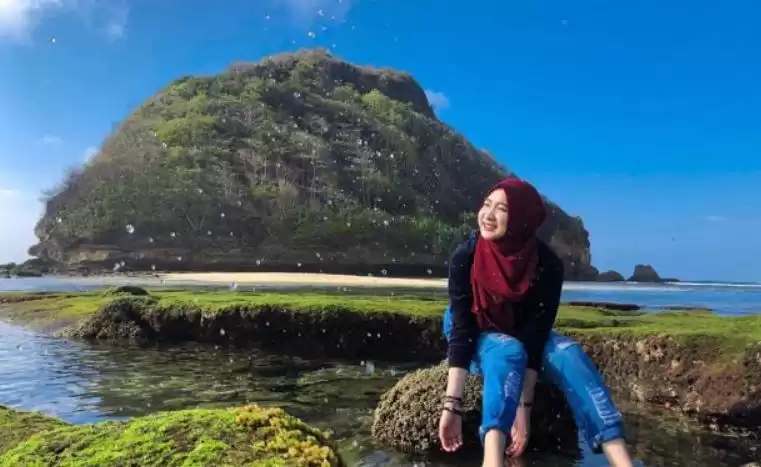 Rekomendasi 3 Pantai di Kota Malang Yang Pas Buat Liburan Tahun Baru 2021