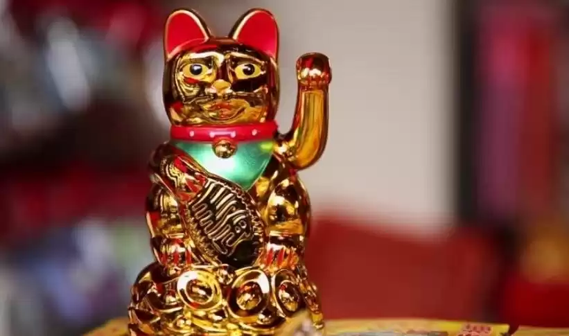 Maneki Neko Patung Kucing yang Selalu Melambaikan Tangan, Ini Fakta Uniknya
