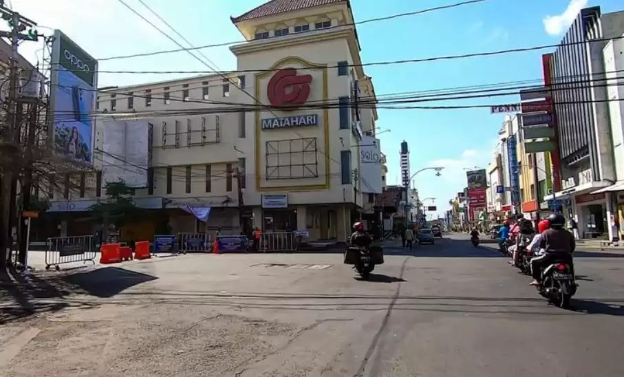 Lucu! Four-an Lion Fried Blood Terkenal di Kalangan Masyarakat Solo