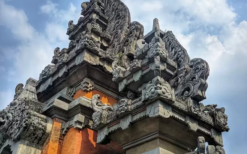 Pengalaman indah Melaksanakan IbadahShalat Tarawih di Bulan Ramadhan