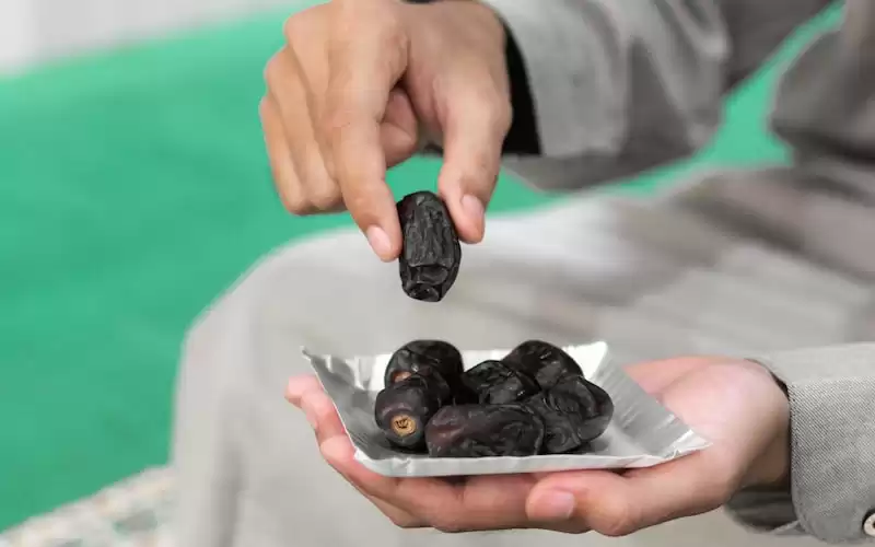 Pentingnya Merawat Gigi saat Puasa: Tips Ber-Sikat Gigi yang Baik