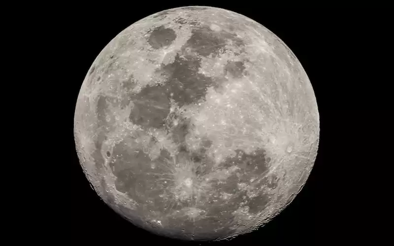 7 Alasan Mengapa Menulis Fiksi Adalah Seni Yang Sangat Dinamis