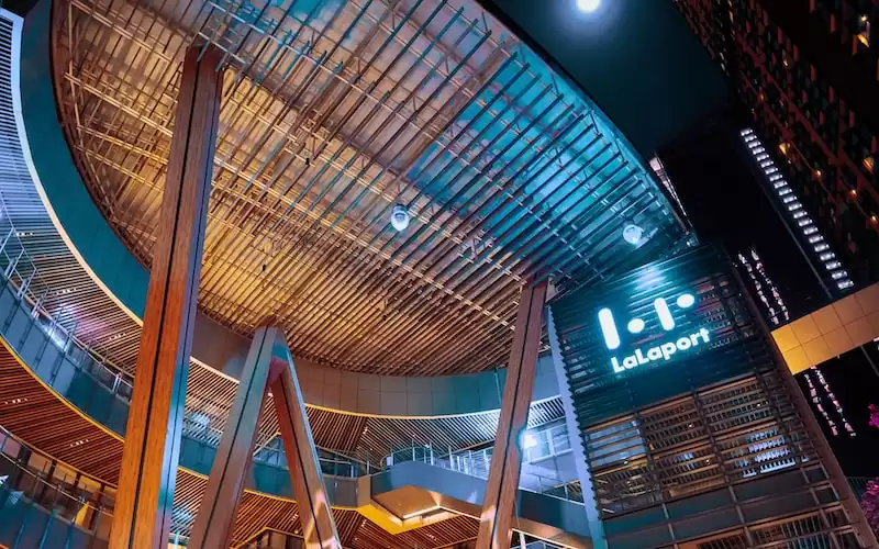 Lebih Dekat dengan Para Pelawak di Balik Layar: Wawancara Exklusif dengan Bintang Komedi Terkenal