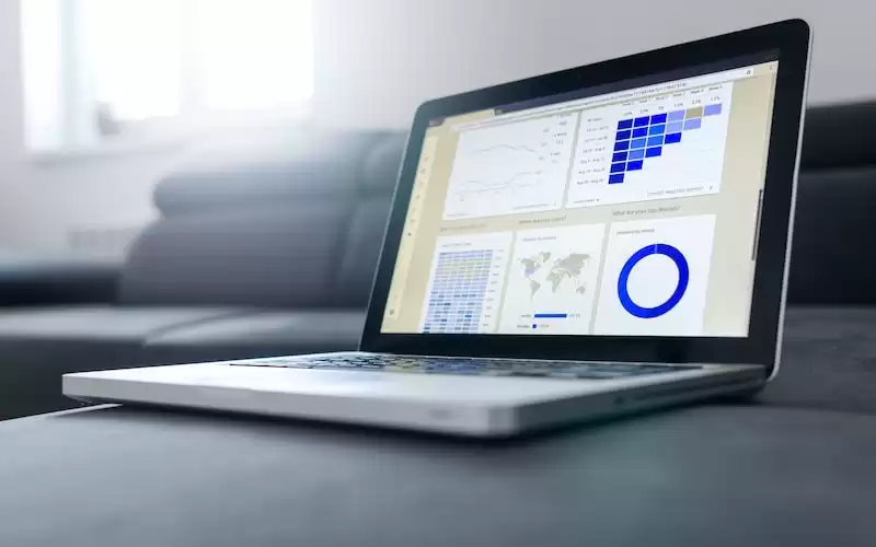 Mengapa Bahasa Adalah Kunci Keberhasilan di Era Digital