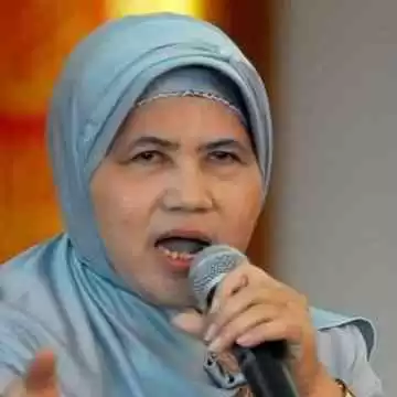 Stop Sebar Berita Hoax Mamah Dedeh Tidak Meninggal Dunia