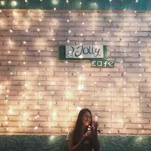 Wirausaha Muda Yang Mandiri Membuka Cafe di Desa Pujiharjo, Kecamatan Tirtoyudo Kabupaten Malang