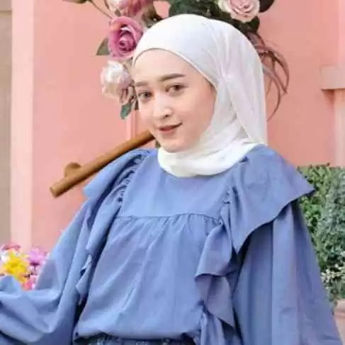 Outfit Hijab Lokal Ini Pas Banget Buat Remaja di Bulan Ramadhan, Cobain Yuk!