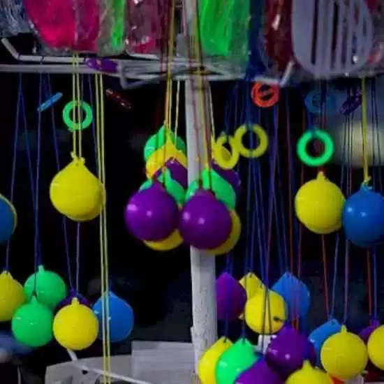 Buntut Viral! Pedagang Lato Lato Cuan Hingga Rp 105 Juta Seminggu