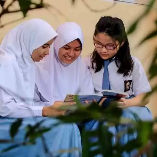 Belajar Doa Ziarah Kubur yang Penuh Makna