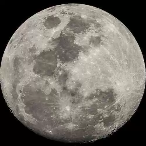 7 Alasan Mengapa Menulis Fiksi Adalah Seni Yang Sangat Dinamis