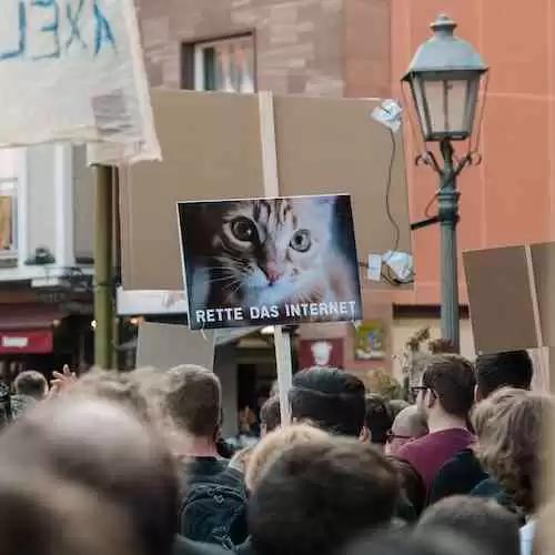 Membangun Empati dalam Masyarakat yang Beragam