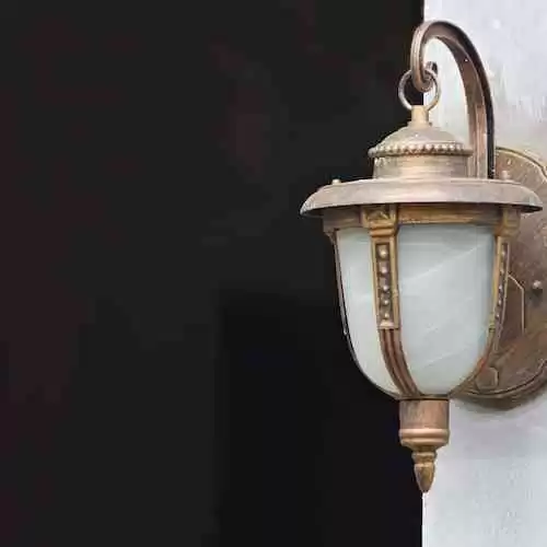 Keberhasilan dalam Berkicara di Depan Umum: Tips dari Ahli Orasi