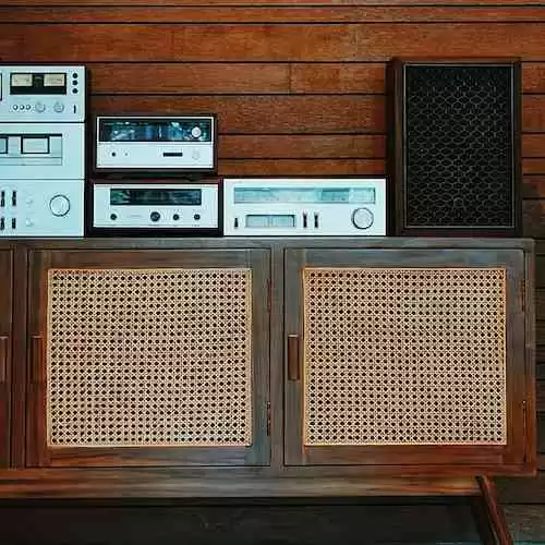 Mengenali Gaya Penulisan dalam Cerpen: Apa Saja yang Membuat Cerita Lebih Menarik?