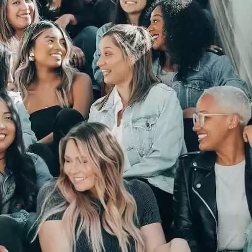 Dan Aykroyd and Frankie Dettori: A Surprising Friendship Unveiled