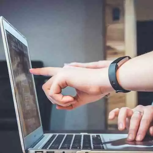 Pengaruh Revolusi Digital pada Dunia Pendidikan