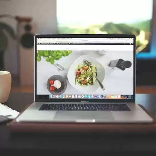 Mengoptimalkan SEO untuk Meningkatkan Trafik Website Anda