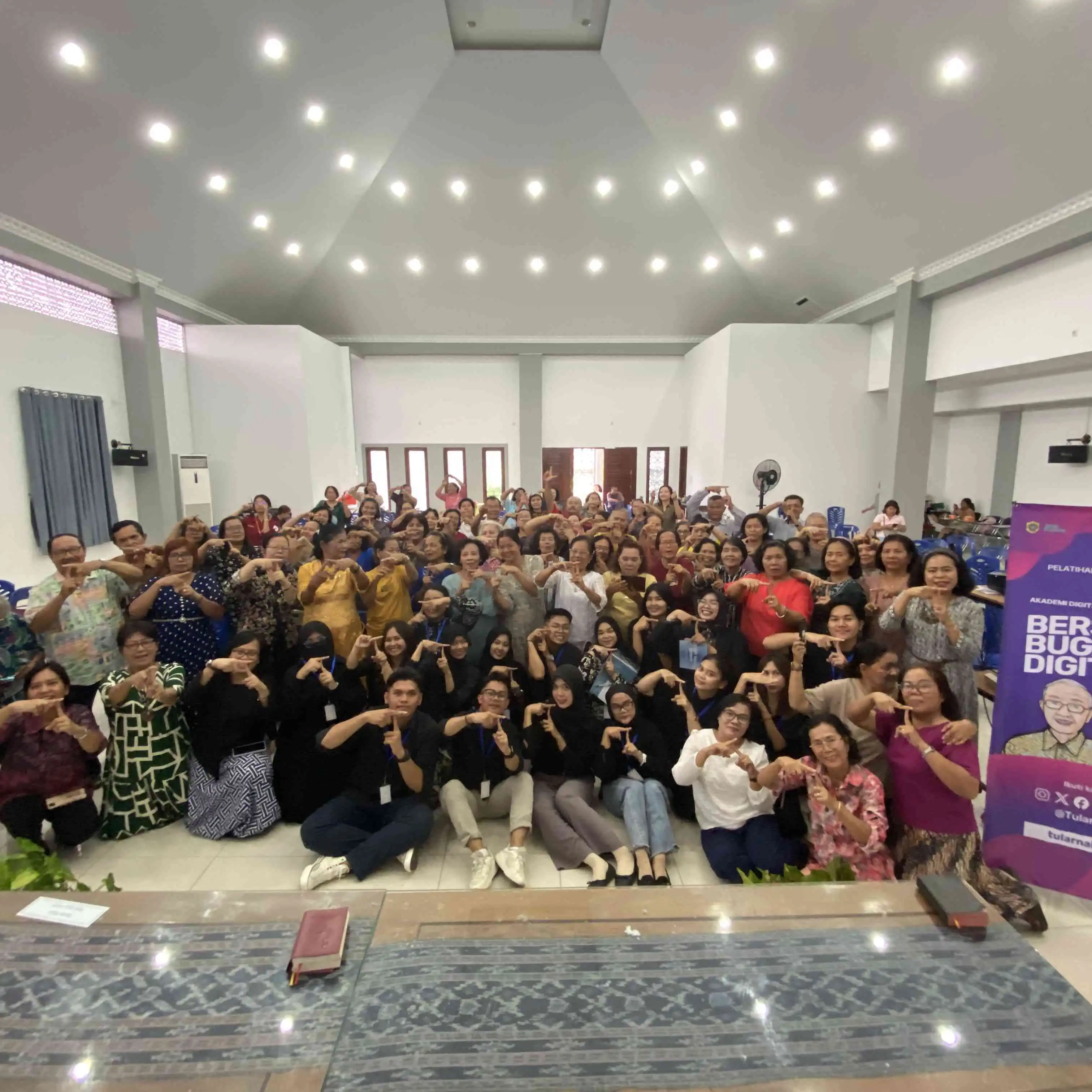 Tular Nalar FISIP USU Hadirkan Kelas Akademi Digital Lansia di Medan