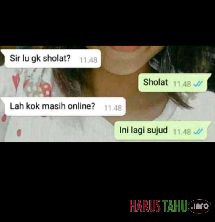 Potret Moment Absurd Ketika Sholat ini Bikin Gagal Fokus Part 1