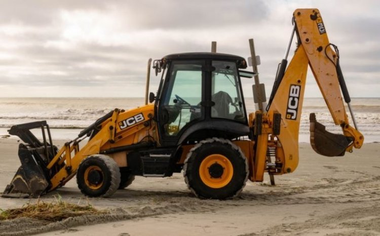 Perbedaan Alat Berat Backhoe dan Excavator di Pekerjaan Konstruksi