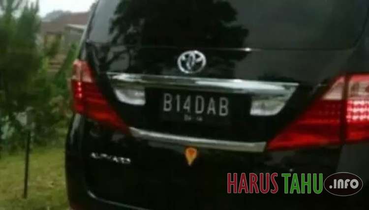 7 Penampakan Plat Nomor Lucu Bikin Ngakak Bacanya